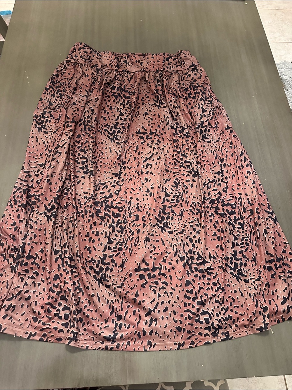 Women's Dusty Rose Animal Print Midi Skirt